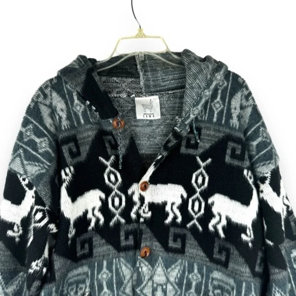 100% Wool Cardigan Sweater Size Large Hooded Aztec Moose Chunky Made in Ecquador